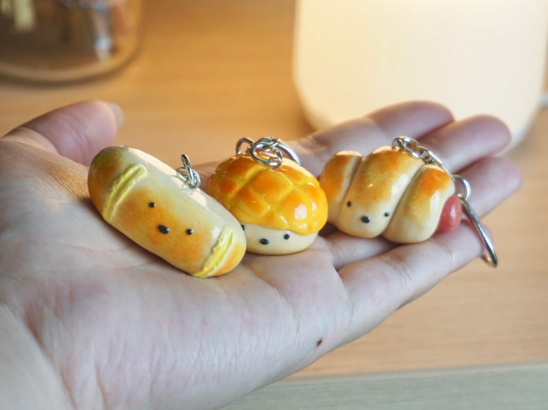 Cocktail Bun Keychain