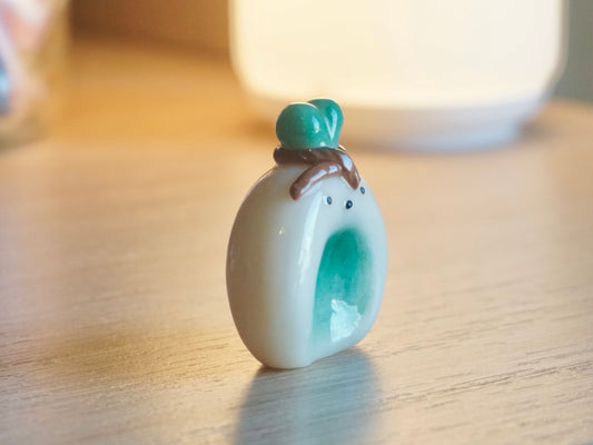 Green Onion Bunny Worry Stone Magnet