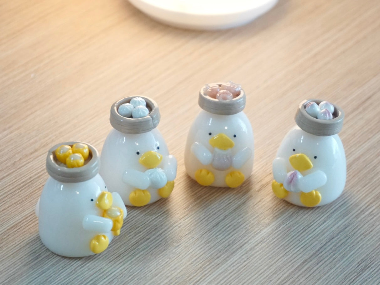 Dimsum Ducks Spinny Desk Friend